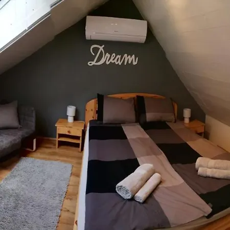 Ady Apartmanhaz Holiday home *