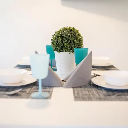 Ady Wellness Apartmanhaz - Privat Jacuzzi & Infraszauna Orfu