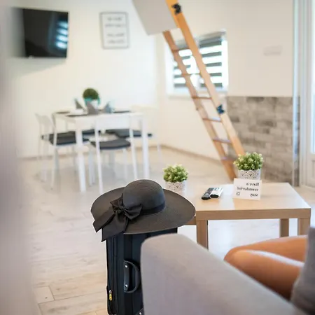 Ady Wellness Apartmanhaz - Privat Jacuzzi & Infraszauna Holiday home