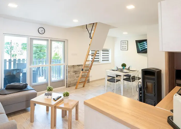 Semesterbostad Ady Apartmanhaz - 3 Halos, Kert Es Grillterasz *